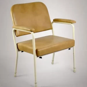 Utility Days Bariatric Low Back Chair